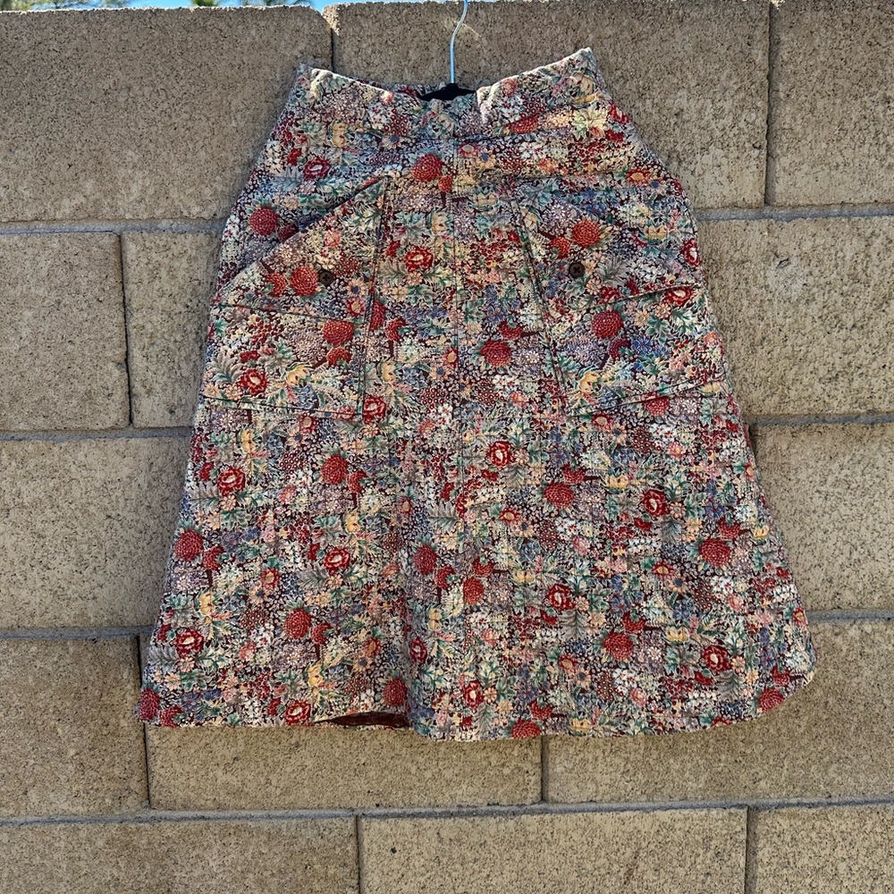 Vintage women’s quilted skirt